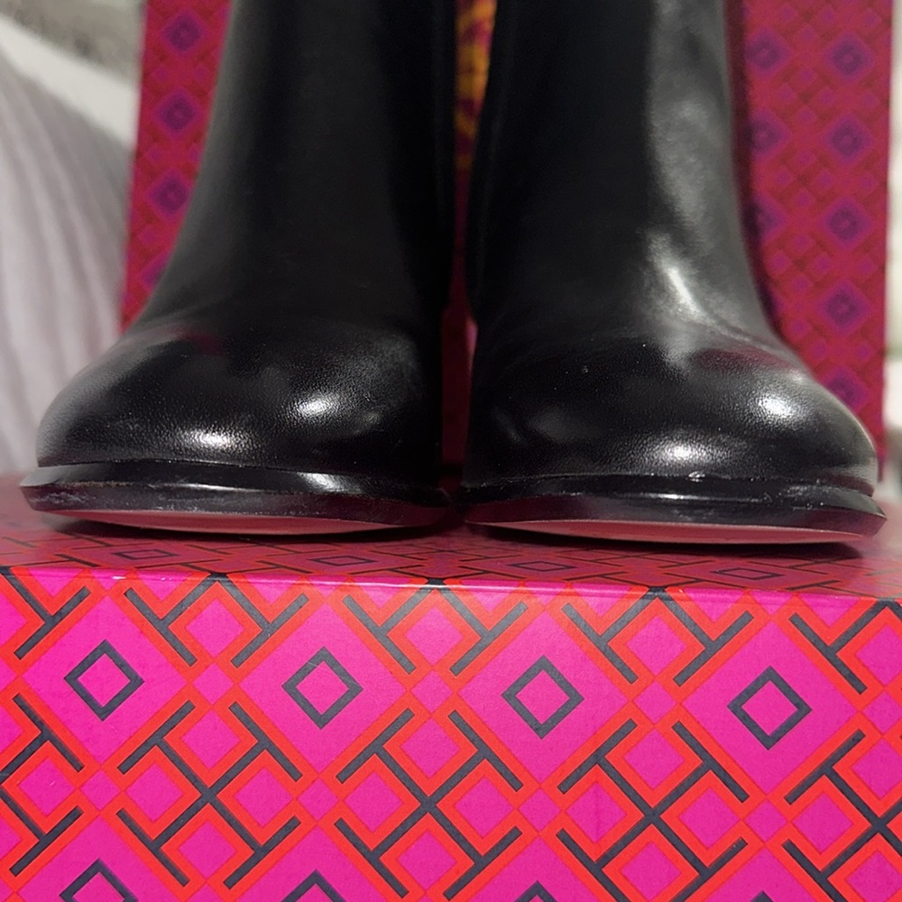 TORY BURCH Brooke Stamped Bootie Heel Leather Black Side Zip and Elastic Size 7. - Picture 10 of 16